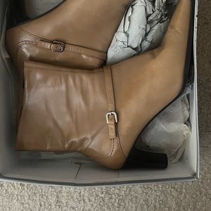 Gently-used Size 9 camel colored ankle boots